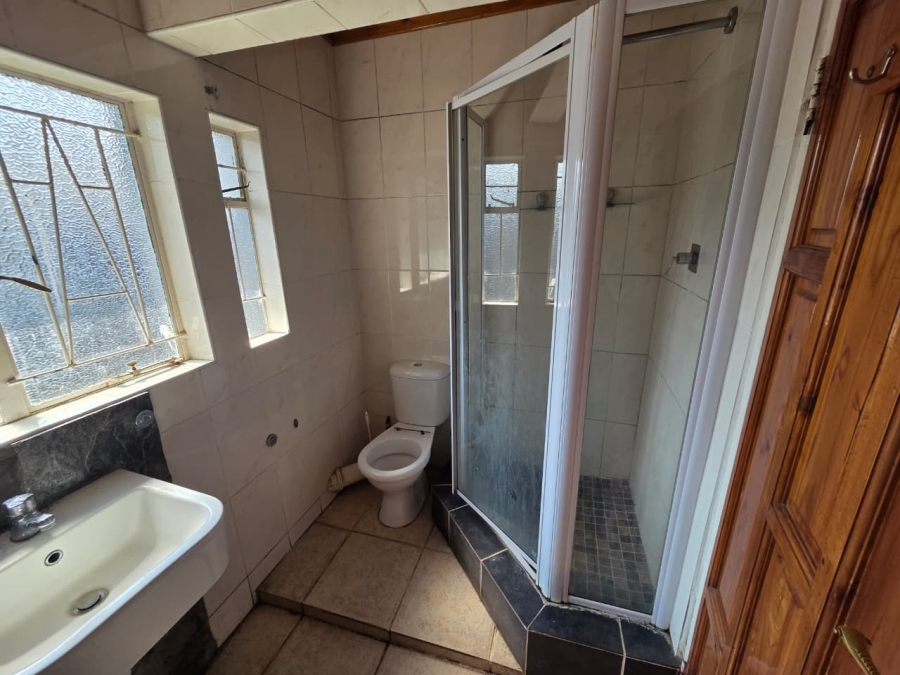 13 Bedroom Property for Sale in Brandwag Free State